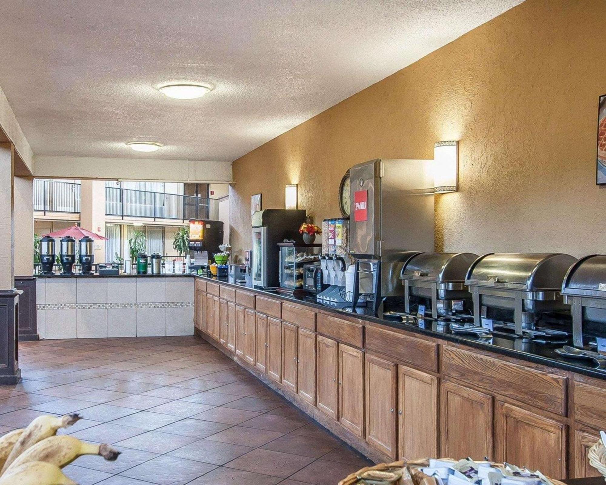 Clarion Inn Murfreesboro Extérieur photo