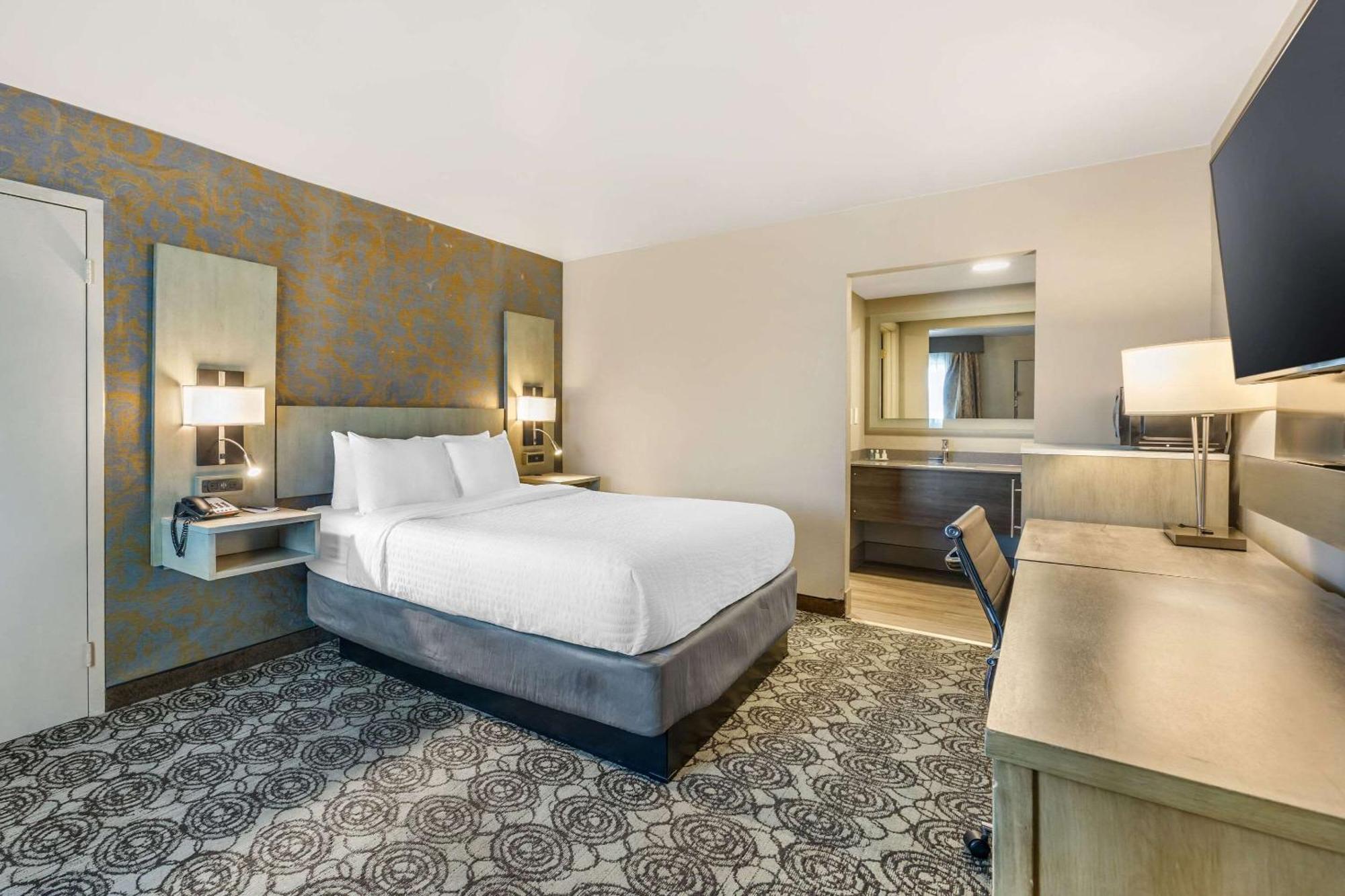 Clarion Inn Murfreesboro Extérieur photo