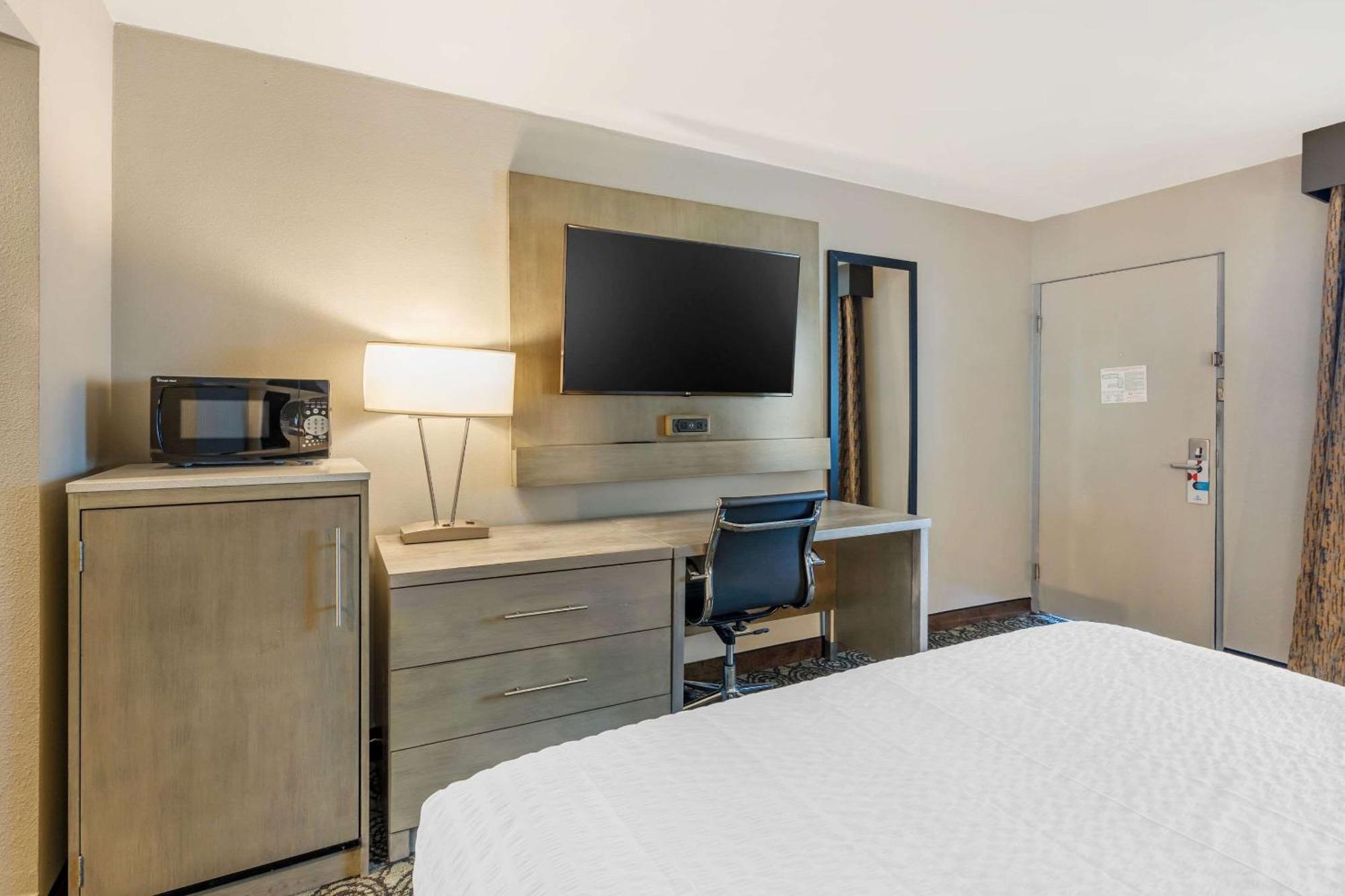 Clarion Inn Murfreesboro Extérieur photo